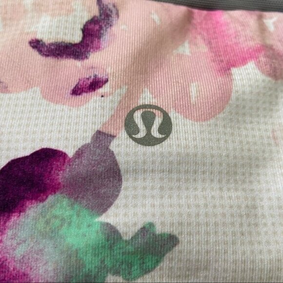 Lululemon Scoop Neck TankBlurred Blossoms White / Heathered Fossil size 10 - Picture 13 of 13